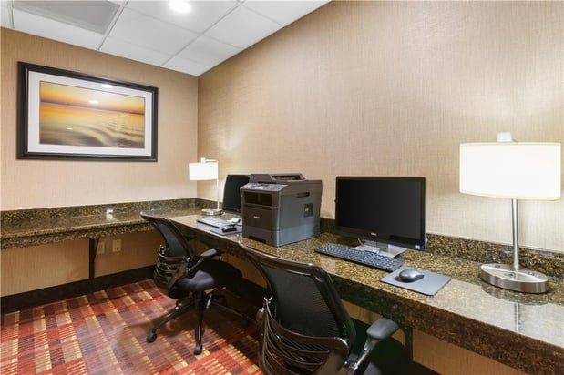Images Best Western Plus Belle Meade Inn & Suites
