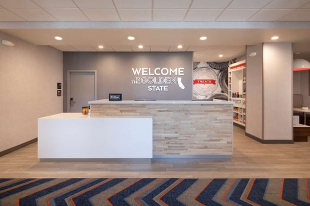 Images Hampton Inn Santa Cruz West