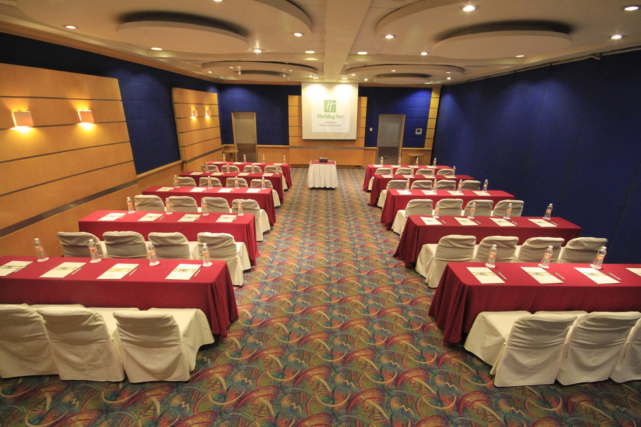 Images Holiday Inn Monterrey-Parque Fundidora by IHG
