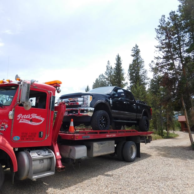 Images Pete's Towing & Mobile Repair LLC