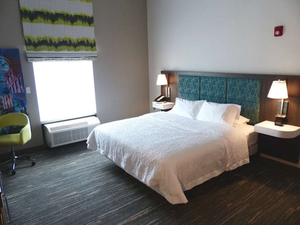 Images Hampton Inn Paramus
