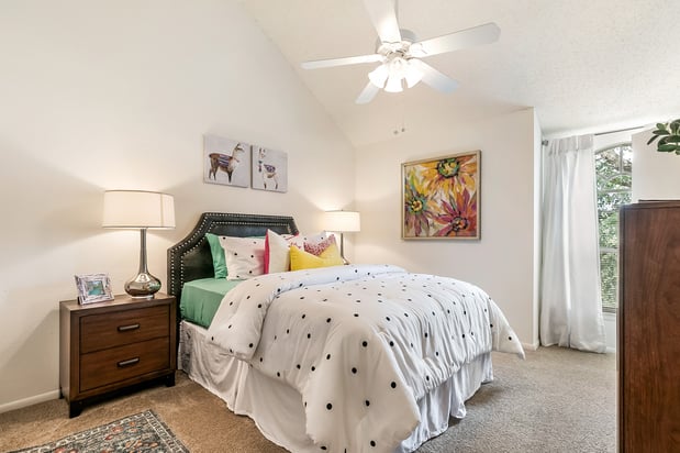 Images Hickory Creek East