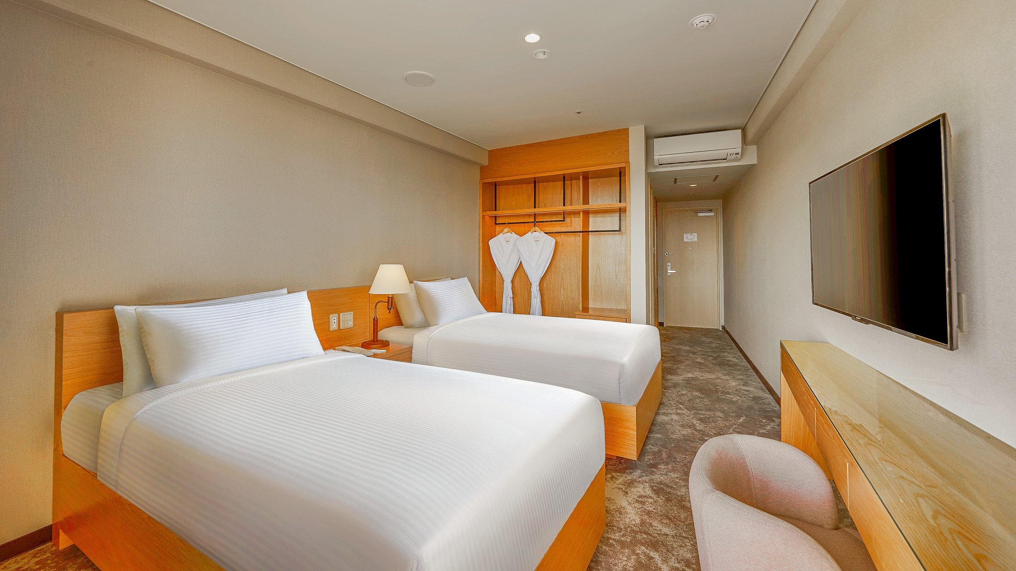 Images ANA Crowne Plaza Resort Okinawa Uruma Hills by IHG