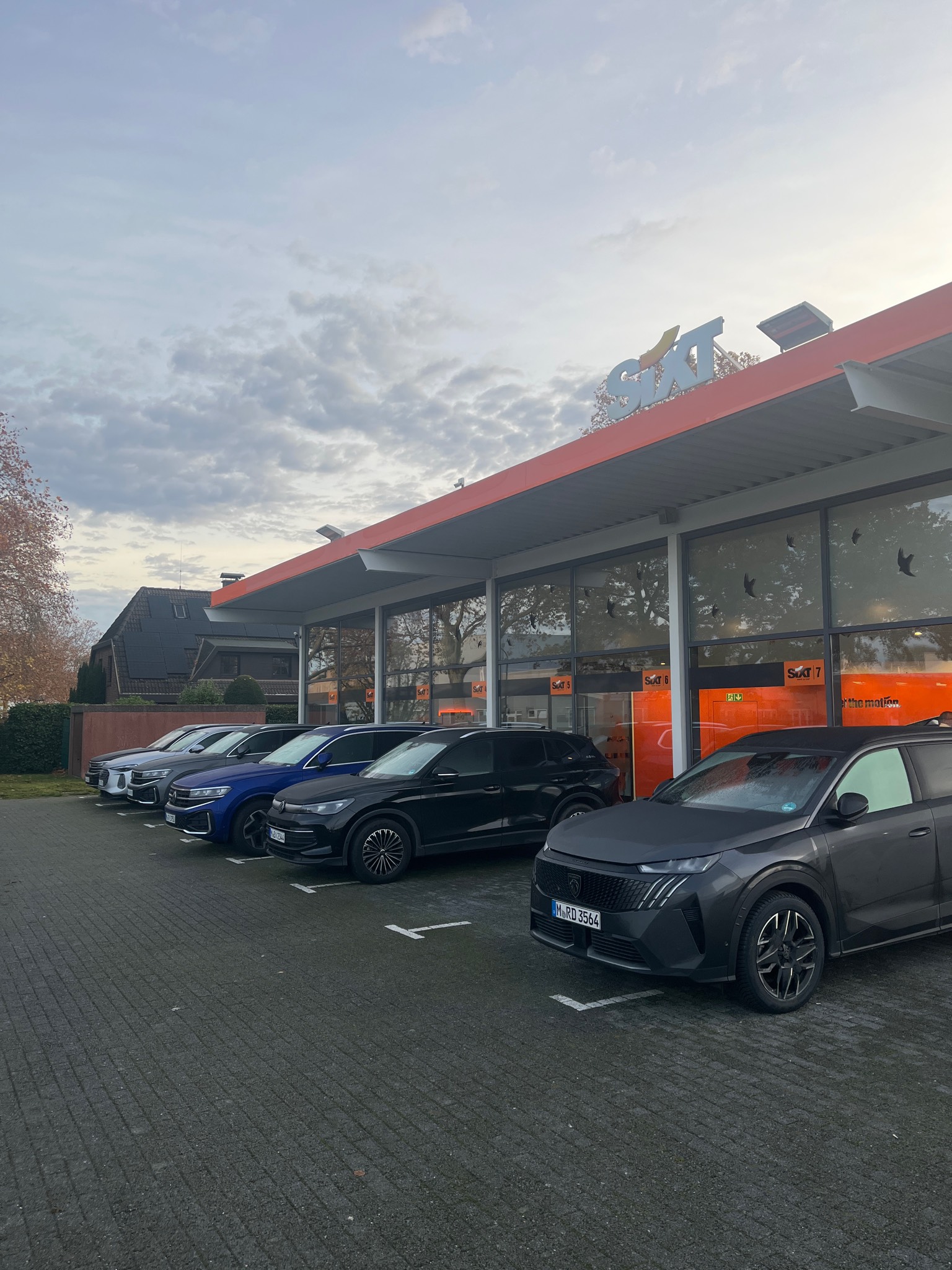 SIXT Autovermietung Mönchengladbach, Lehmkuhlenweg 8 in Mönchengladbach