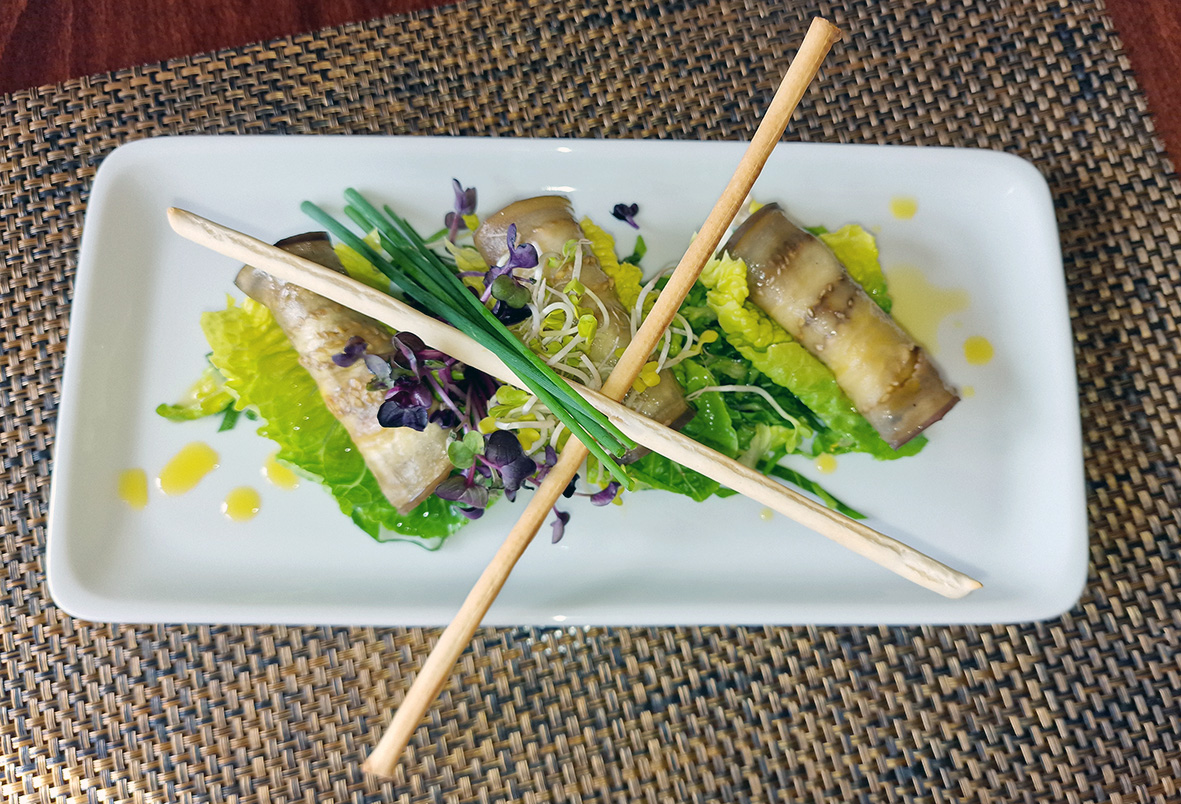 Auberginen-Frischkäseröllchen