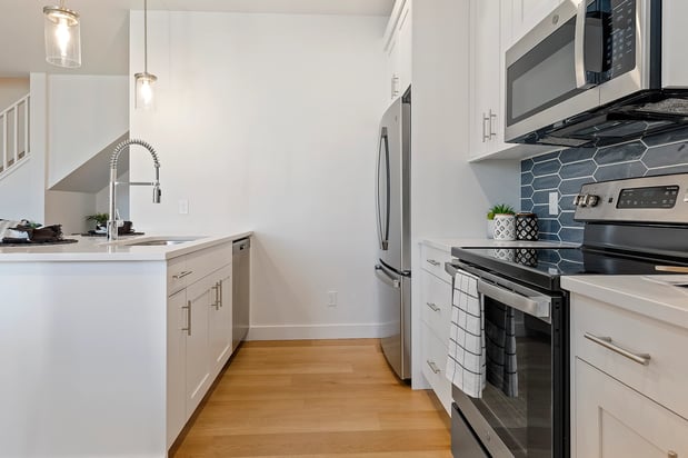 Images Alante Homes at Lake Hazel