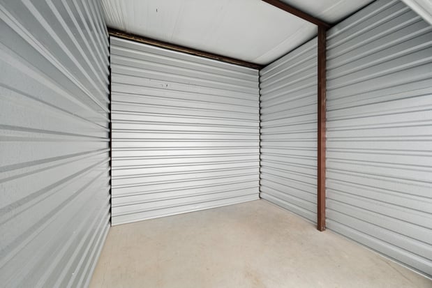 Images Storage Hub