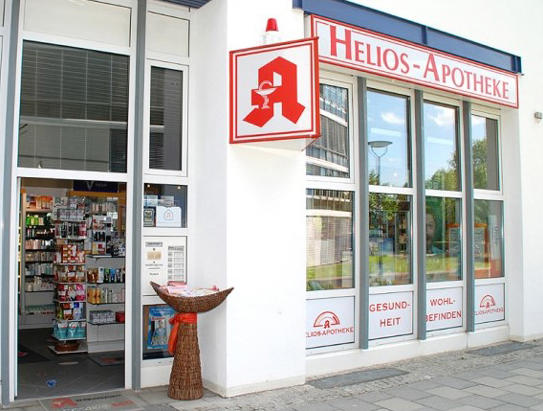 Helios-Apotheke, Helene-Weber-Allee 19 in München