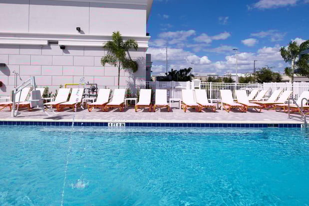 Images Holiday Inn & Suites Orlando I-Drive - Theme Parks by IHG
