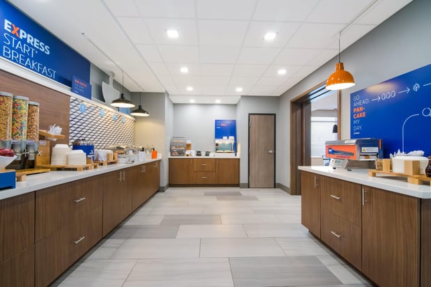 Images Holiday Inn Express & Suites Springdale - Fayetteville Area by IHG