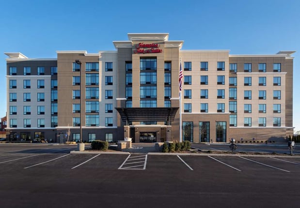 Images Hampton Inn & Suites Newport/Cincinnati