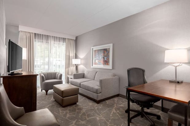 Images Embassy Suites by Hilton Boston Marlborough