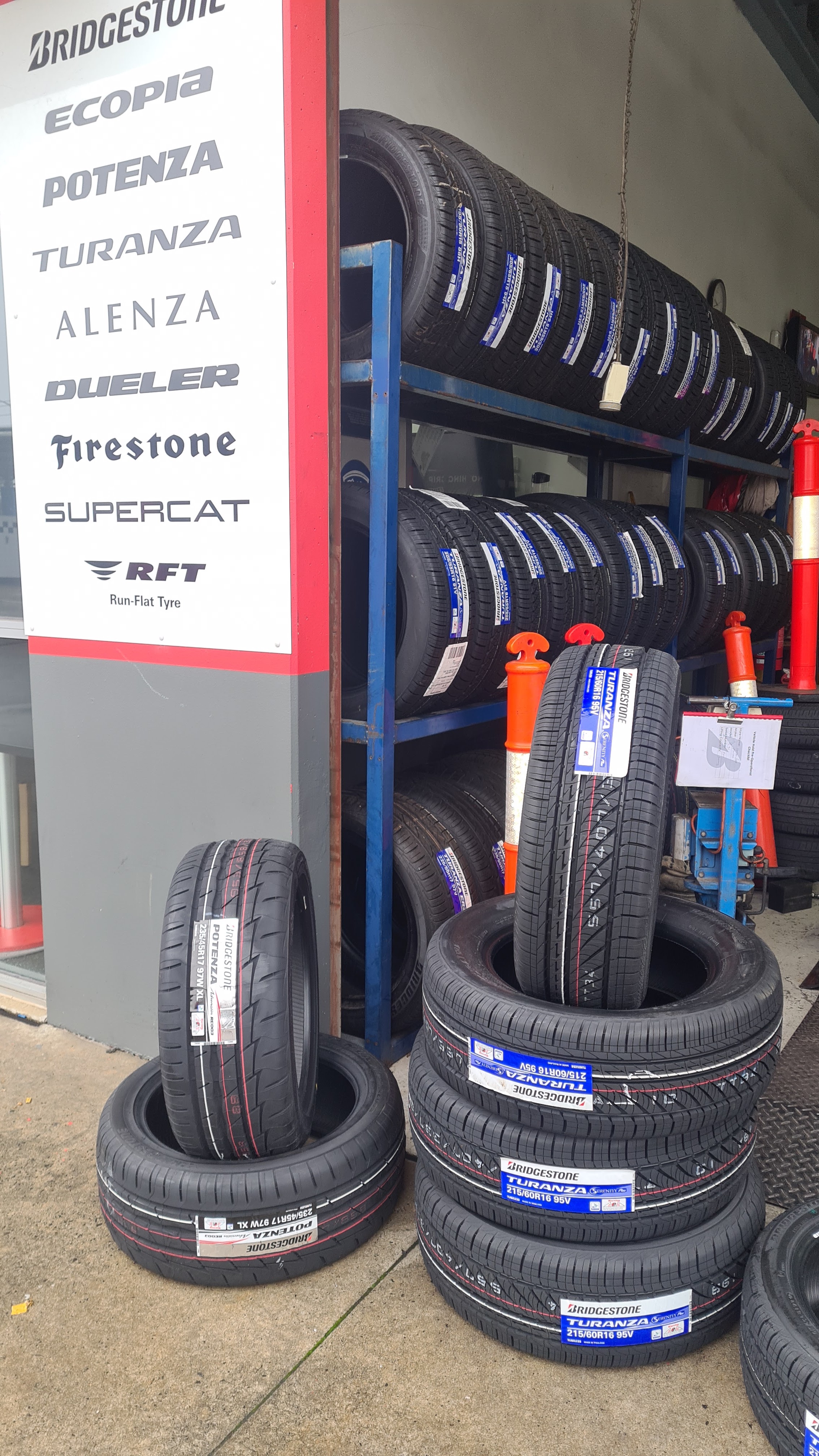 Images Bridgestone Select Tyre & Auto Hampton Park