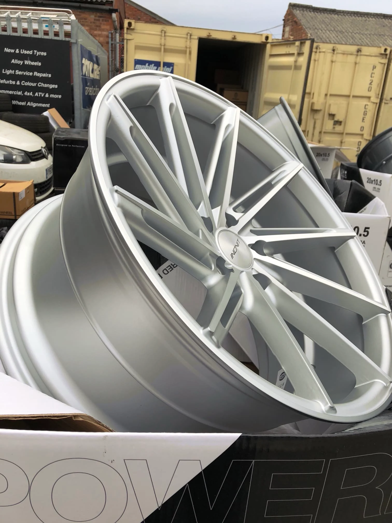 Images Treadmark Wheels & Tyres
