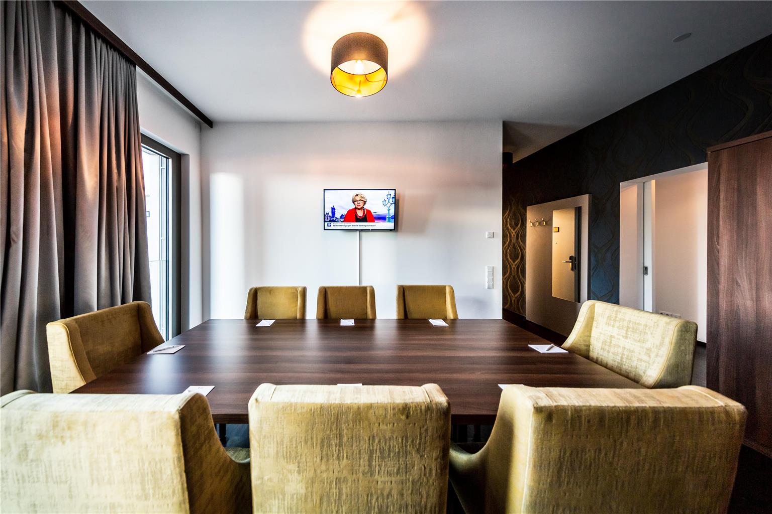 Best Western Plus Royal Suites, Wintergartenstrasse 6 in Leipzig