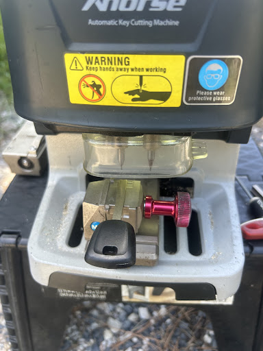 Images Pro Lockouts-N-Key Services