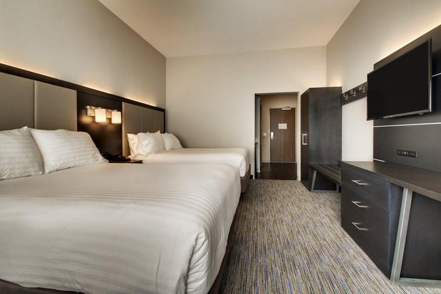 Images Holiday Inn Express & Suites Summerville by IHG