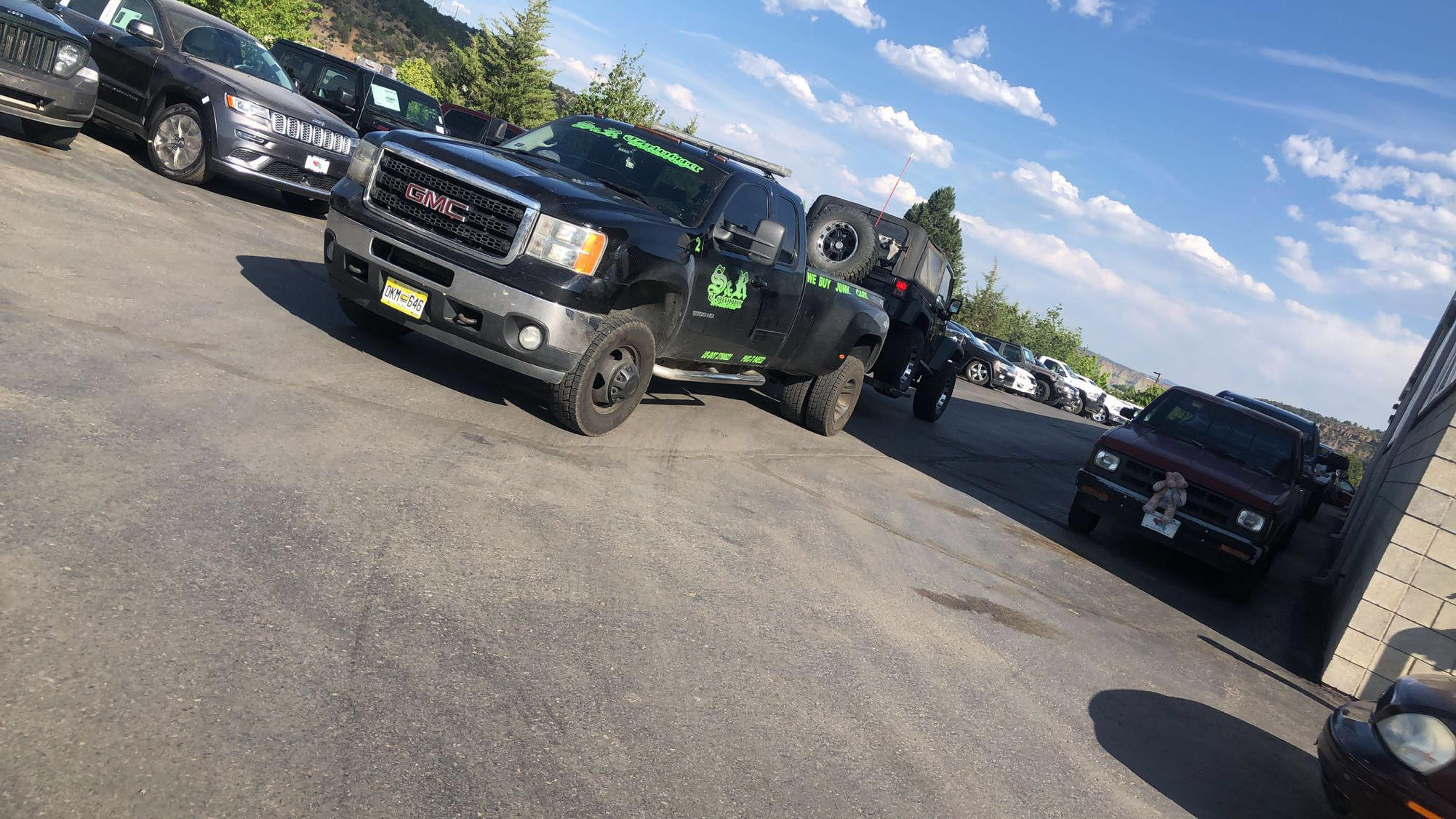 S&R Affordable Towing Photo