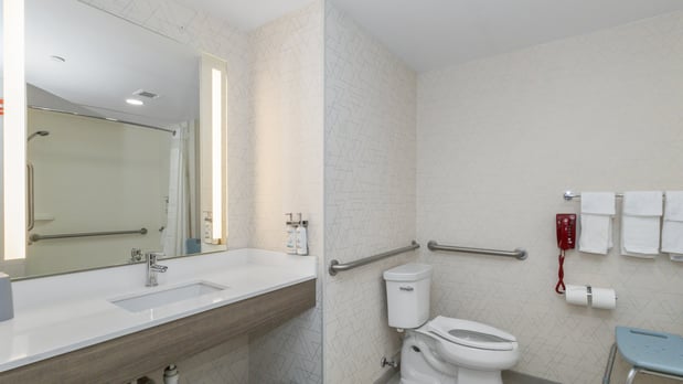 Images Holiday Inn Express & Suites Hampton South-Seabrook by IHG