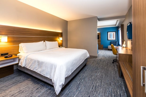 Images Holiday Inn Express & Suites Louisville Downtown by IHG