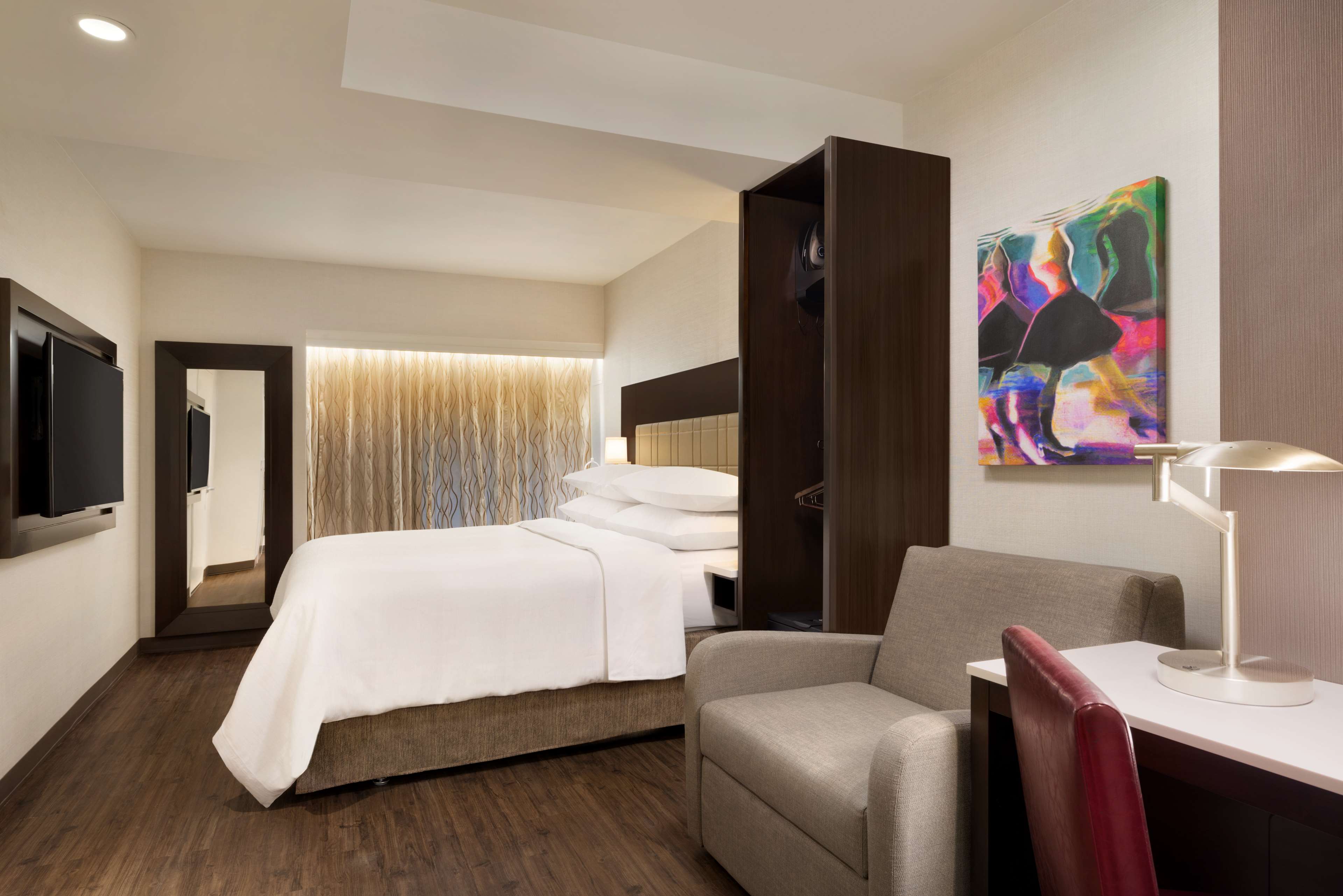Guest room