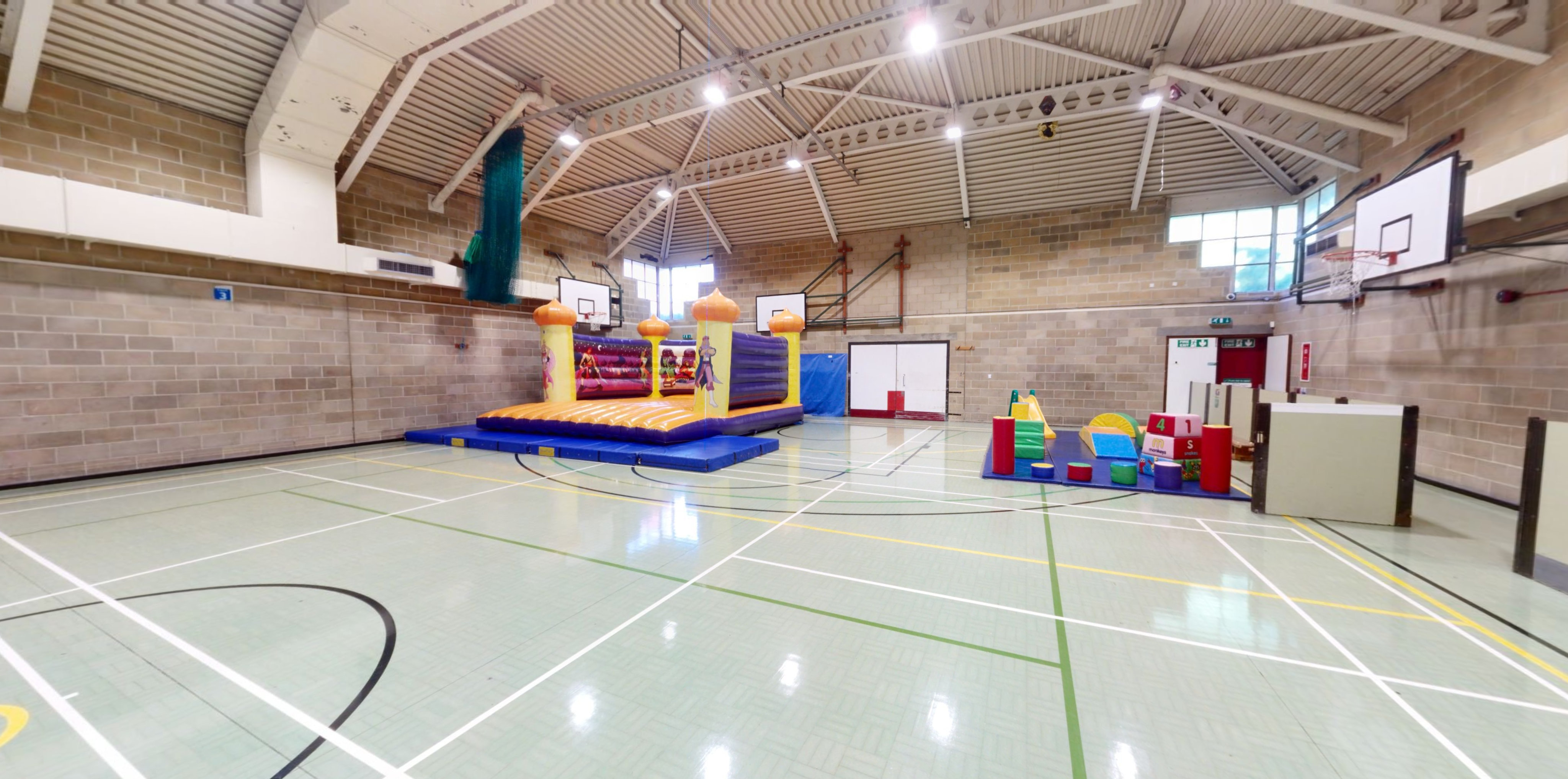 Sports hall at Wandle Recreation Centre Wandle Recreation Centre Wandsworth 020 8871 1149