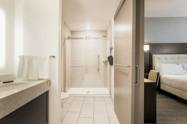 Images Embassy Suites by Hilton Syracuse Destiny USA
