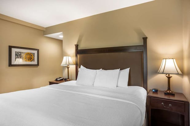 Images Best Western Plus Intercourse Village Inn & Suites
