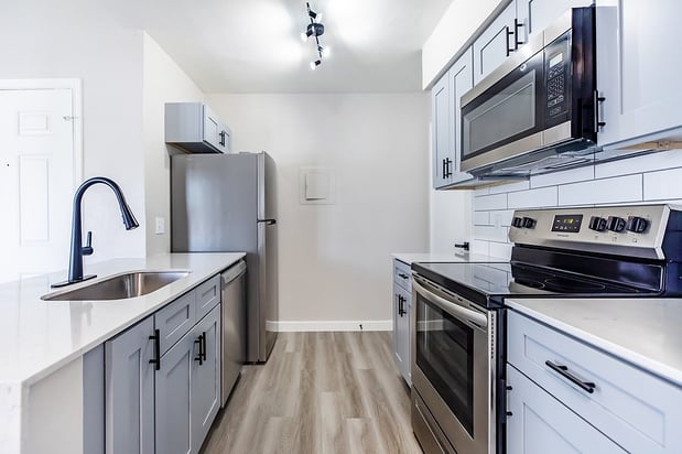 Images Rise at Highland Meadows