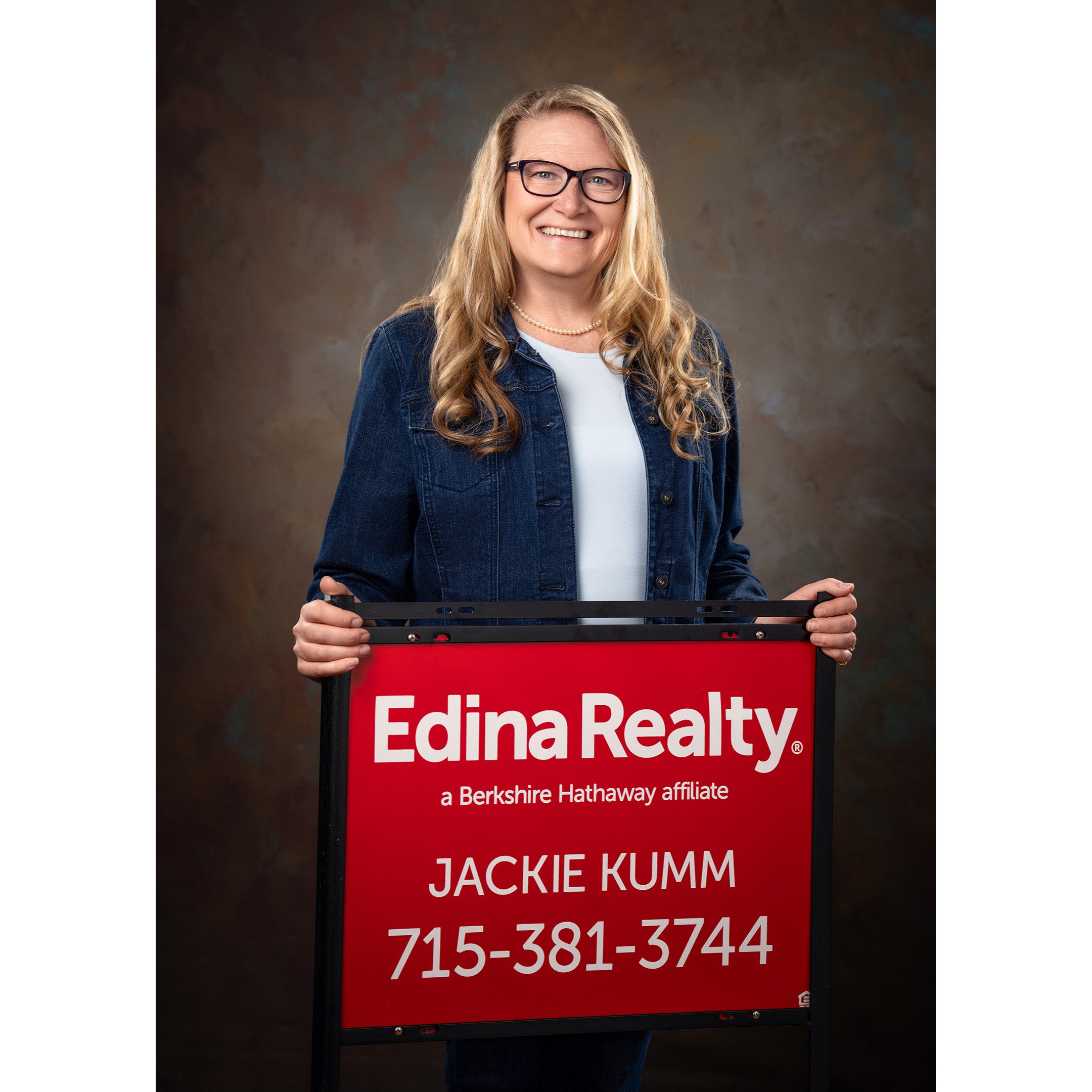 Jackie Kumm - Edina Realty - Real Estate Services in the St. Croix Valley
