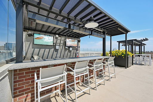 Images Outlook DTC Apartments