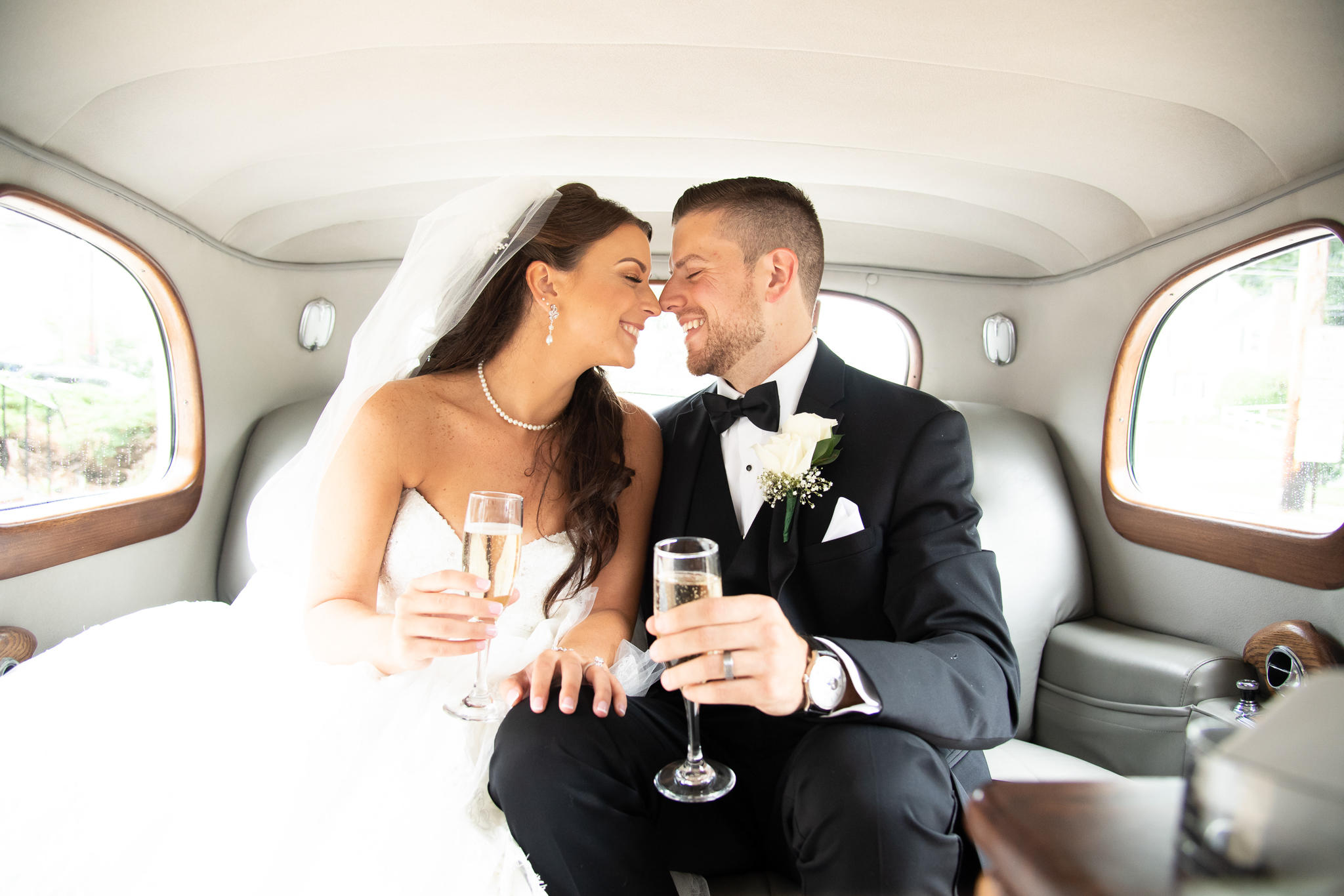 Bride and Groom Cheers