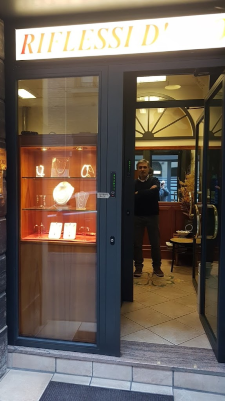Images Riflessi D'Oro