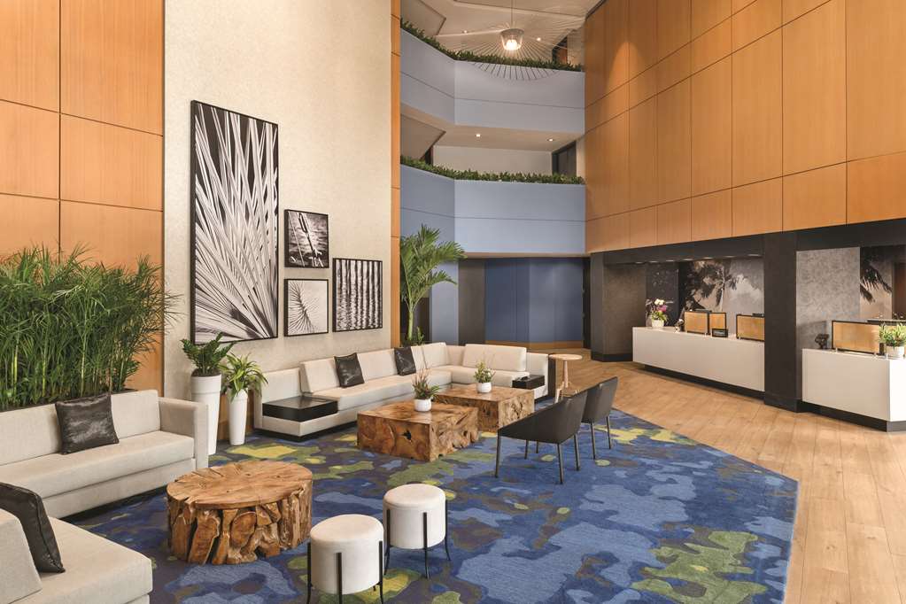 DoubleTree by Hilton Tampa Rocky Point Waterfront