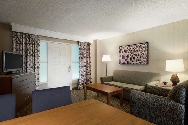 Images Embassy Suites by Hilton Santa Ana Orange County Airport