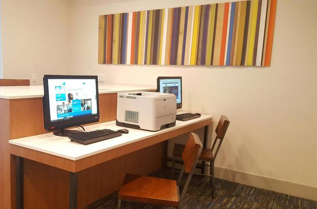 Images Holiday Inn Express & Suites Fremont - Milpitas Central by IHG