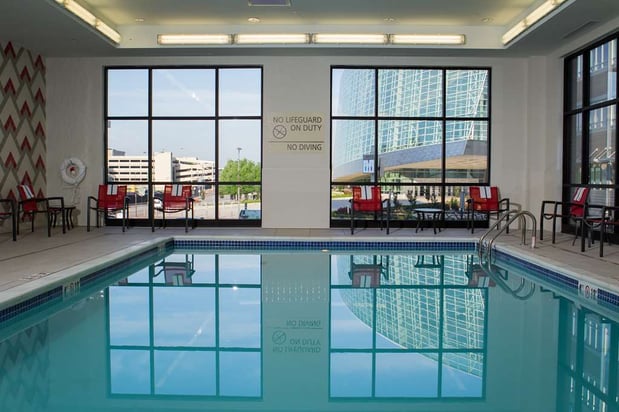 Images Hampton Inn & Suites Tulsa Downtown