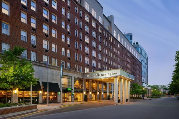 Images Hilton Orrington/Evanston