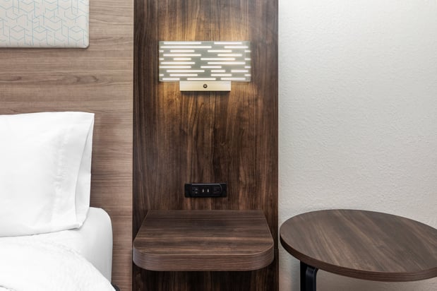 Images Holiday Inn Express & Suites Vicksburg by IHG