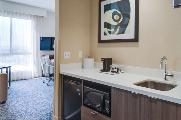 Images Hampton Inn and Suites Los Angeles - Glendale