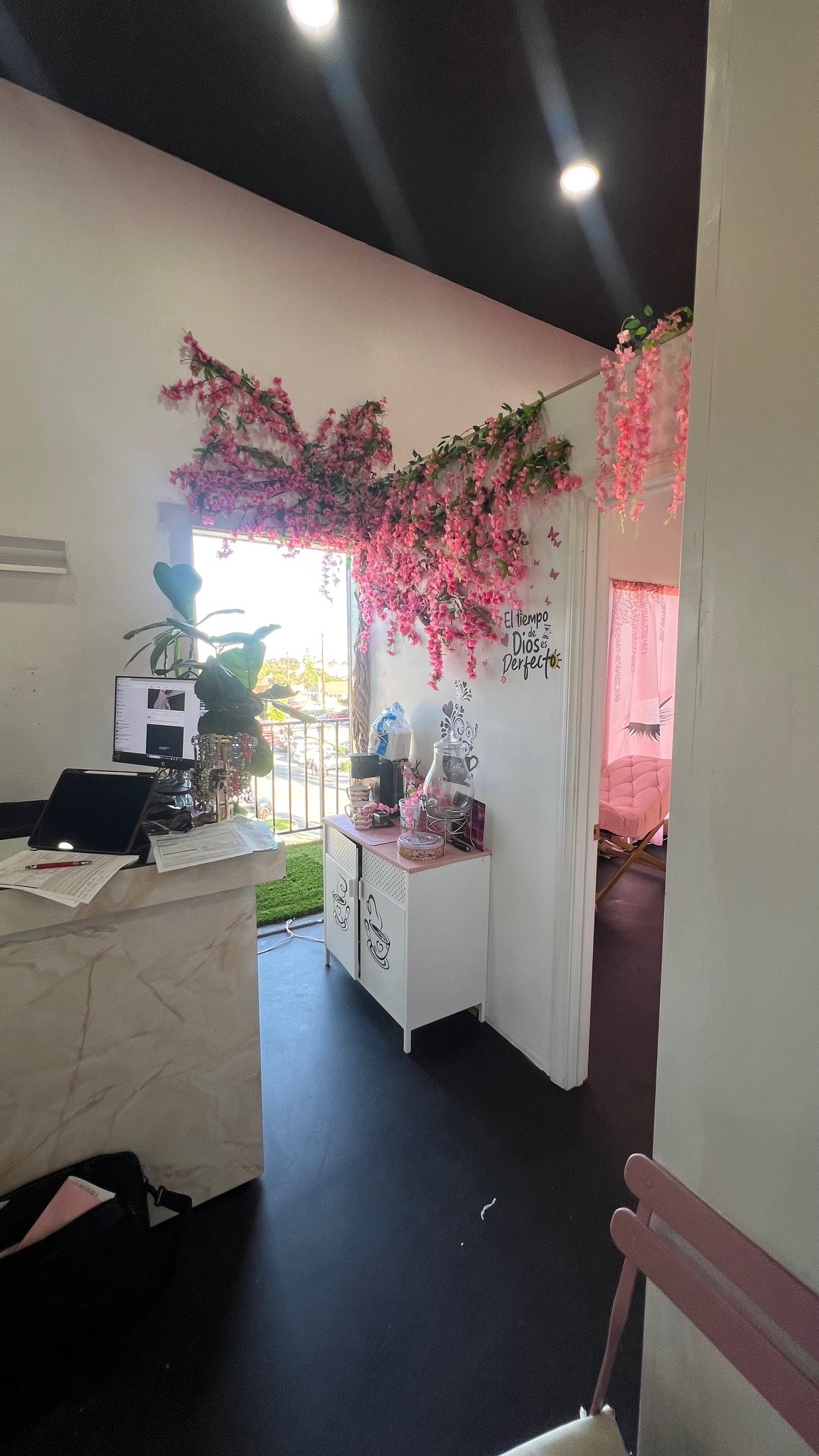 Bella Suite - Beauty salon services