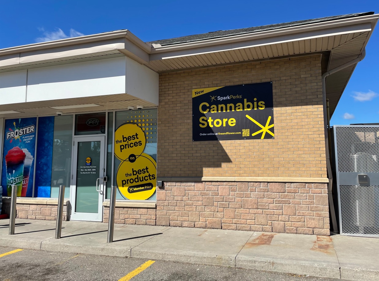 Images Fire & Flower | Brampton Steeles Ave | Cannabis Store