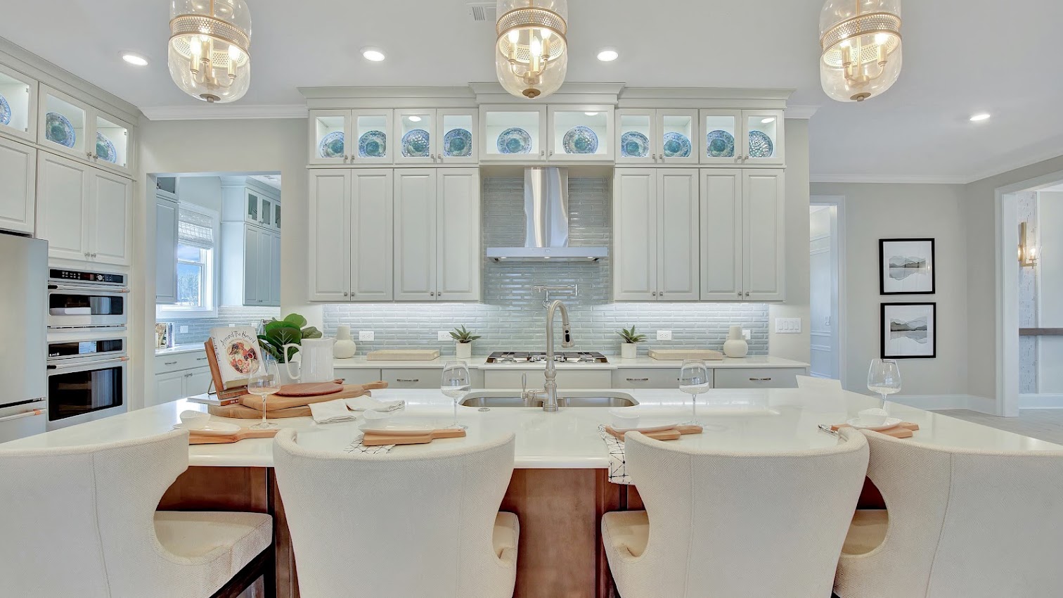 dining room at Cresswind at Spring Haven