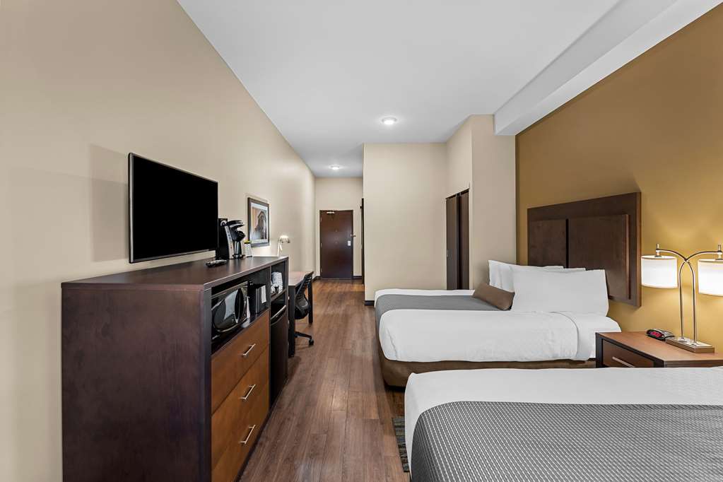 Images Best Western Plus Lacombe Inn & Suites