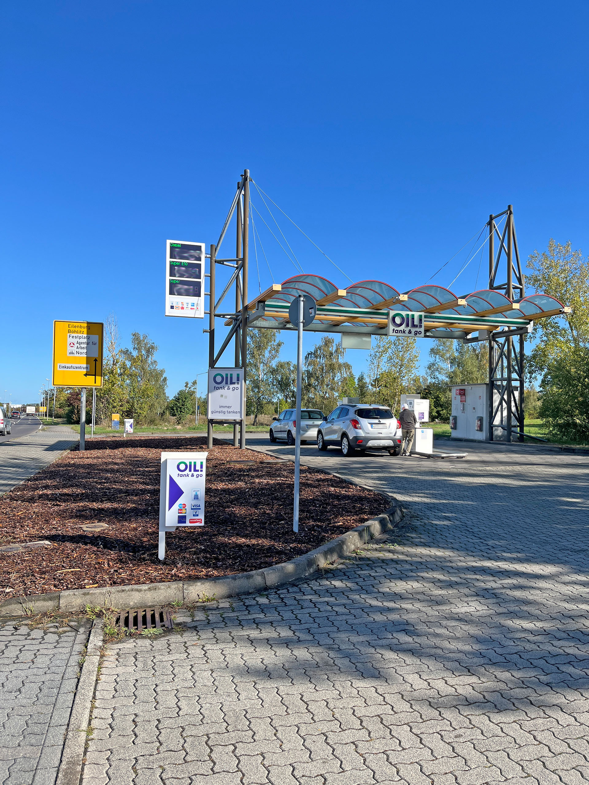 OIL! tank & go Automatentankstelle, Collmener Straße 7 in Wurzen