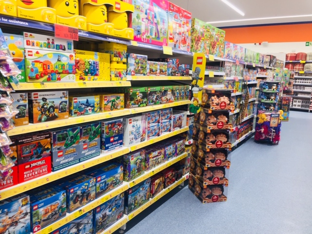 B&M's brand new store in Portsmouth stocks a huge selection of the latest toys and games for boys and girls of all ages, from action figures and dolls to board games and role play toys!