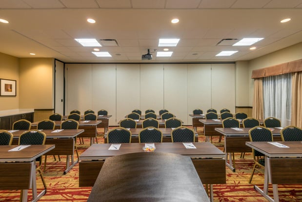Images Holiday Inn Express & Suites Denver South - Castle Rock by IHG