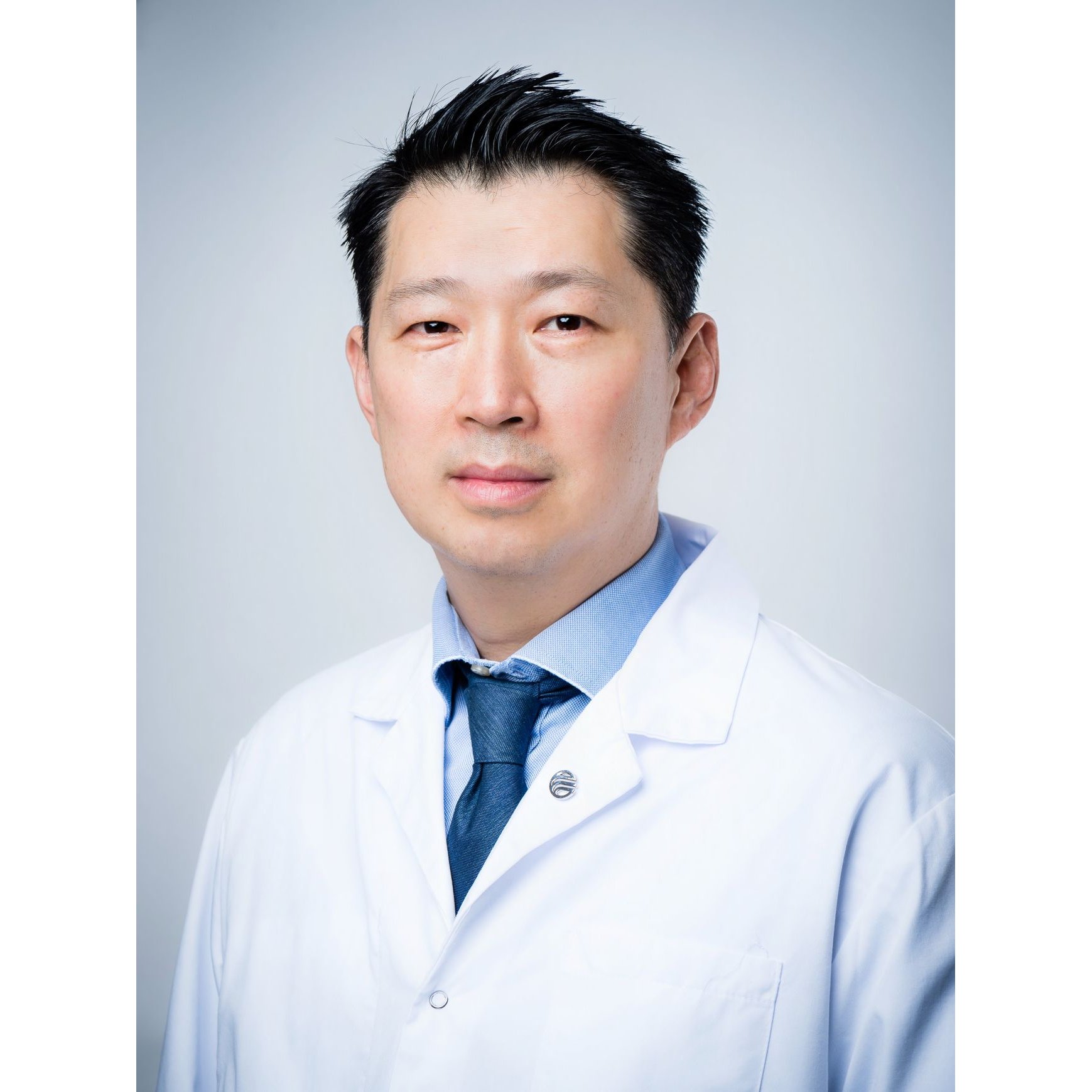 Dr Auguste Chiou Logo