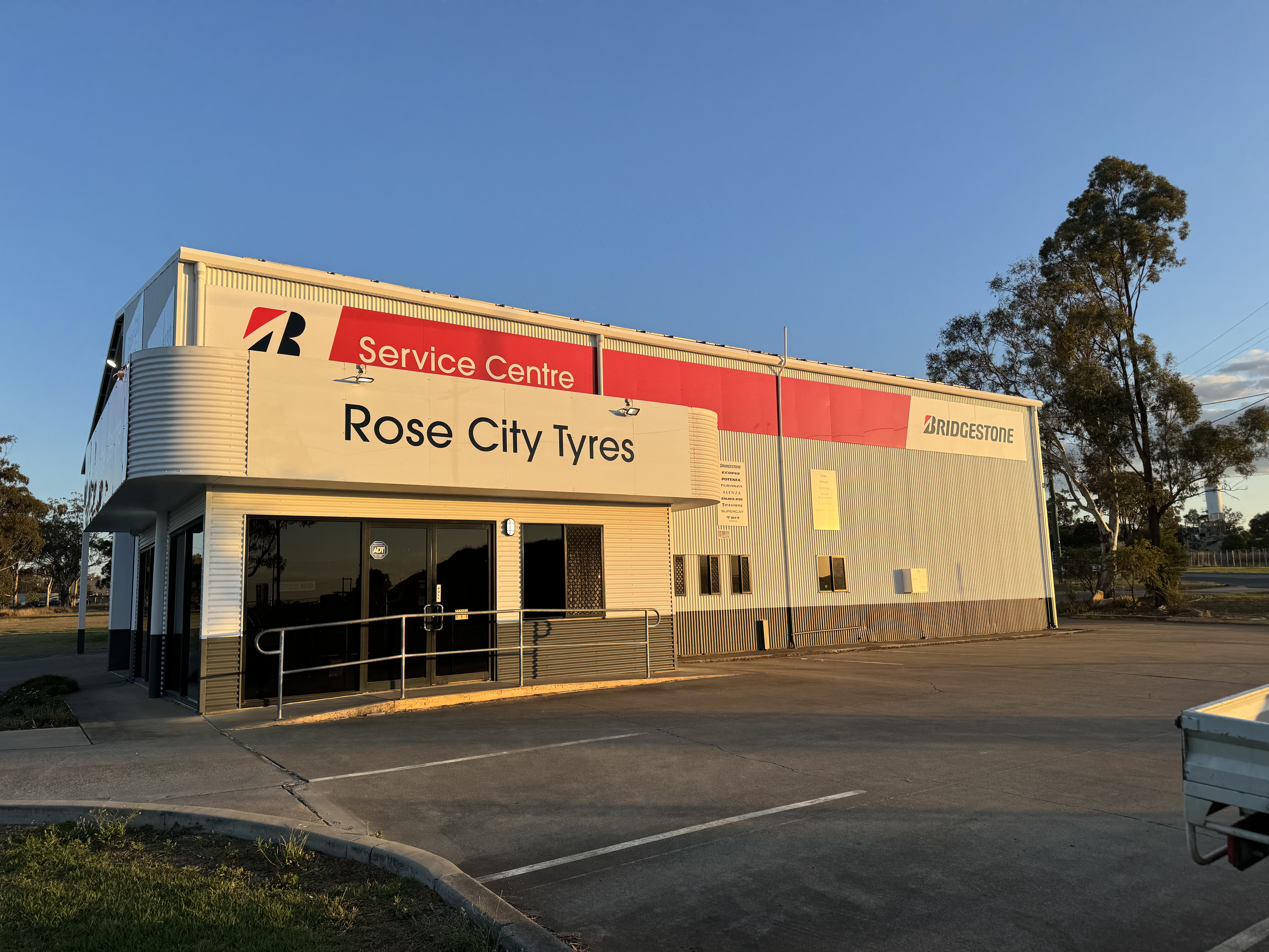 Images Bridgestone Service Centre Warwick