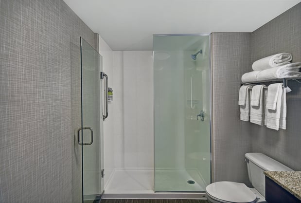 Images Holiday Inn Express & Suites Cincinnati Riverfront by IHG